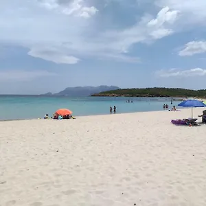 https://hotel-abbaruja.in-sardinia.net